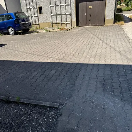 아파트 Monteure 1 Privates Mit 2betten Und Gemeinschaftliches Bad In Og *